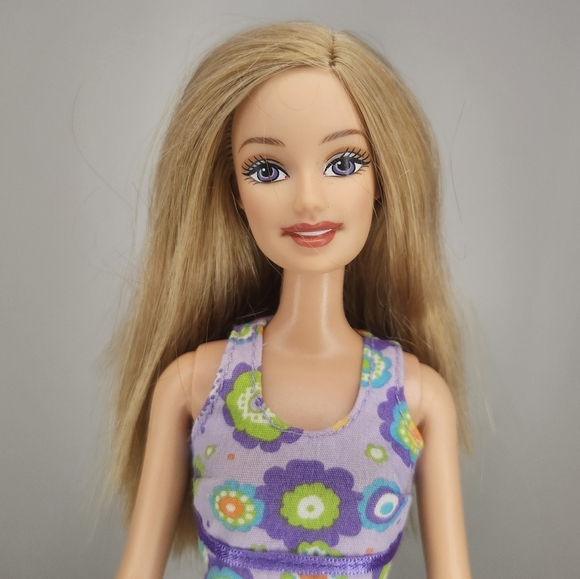 2006 Chic Barbie purple dress Summer doll - Picture 8 of 9